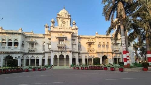 King George’s Medical University (KGMU) – The Largest and Most Iconic Government Hospital